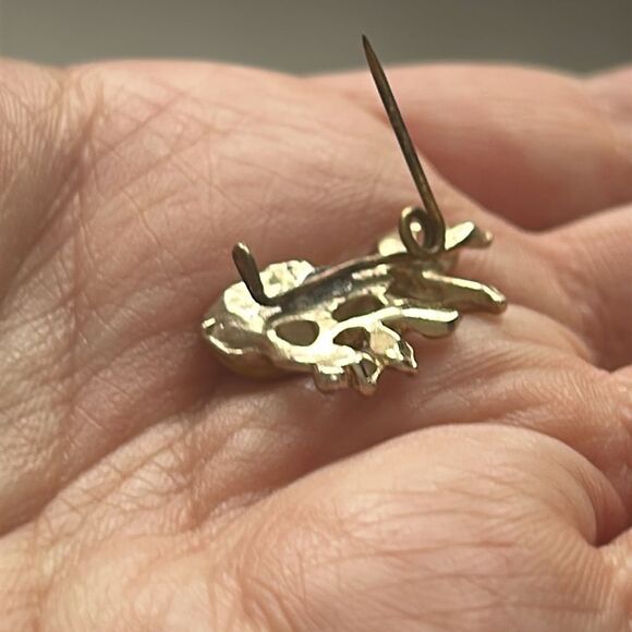 Vintage Bluebird and Nest Brooch – Gold-Tone with Faux Pearls - Picture 3 of 4